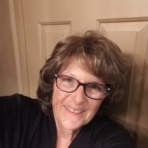 Meet your Posher, Vicky